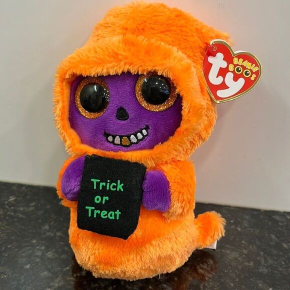 Ty Beanie Boos - SKELTON the Halloween Ghoul (6 Inch) MINT with MINT TAGS - Picture 1 of 12